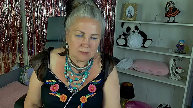 LilaMaharani webcam
