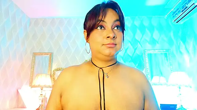 alexa_cruz__ webcam