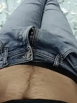 Rocky-badboy_cum4me webcam