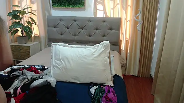 sasi_luna webcam