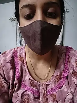 Tamil_shalini live cam on StripChat