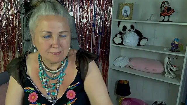 LilaMaharani webcam