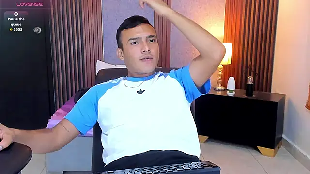 Chris_vega_ webcam