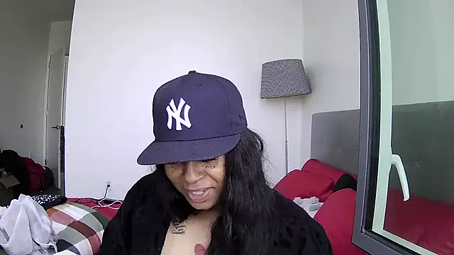 Watch MSweetLindaParks live on EroticFlix - High definition streams