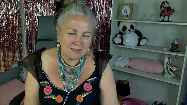 LilaMaharani webcam