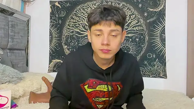 andy_belier23 (M twink) - super show cum
