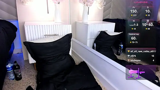 Bella_Williiams webcam