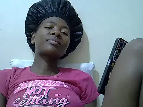 sweetmoh1 webcam