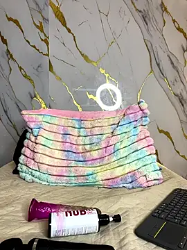Tinakitten