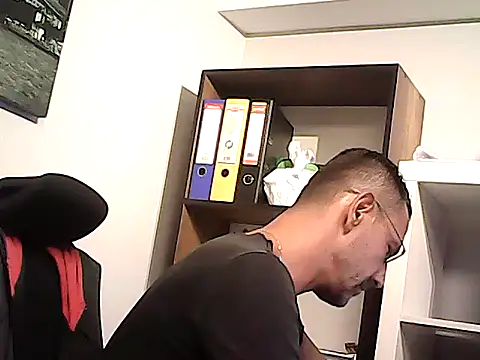 mastercharisma35 webcam