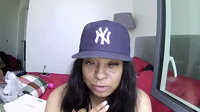 Watch MSweetLindaParks live on EroticFlix - High definition streams