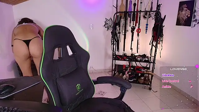 ariannaconnor_ webcam