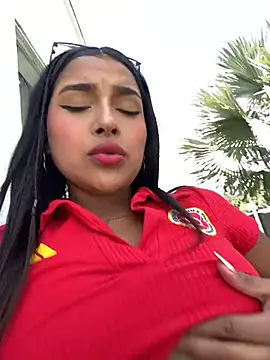 Watch Mariangel_11 live on EroticFlix - High definition streams
