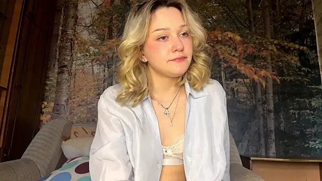 Watch AlisiaStreitmatter live on EroticFlix - High definition streams