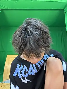 DD-101 live cam on StripChat