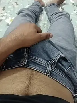 rocky-badboy_cum4me's live room