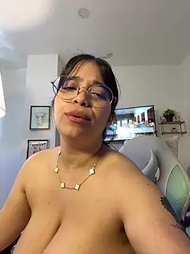 tati_reyess webcam