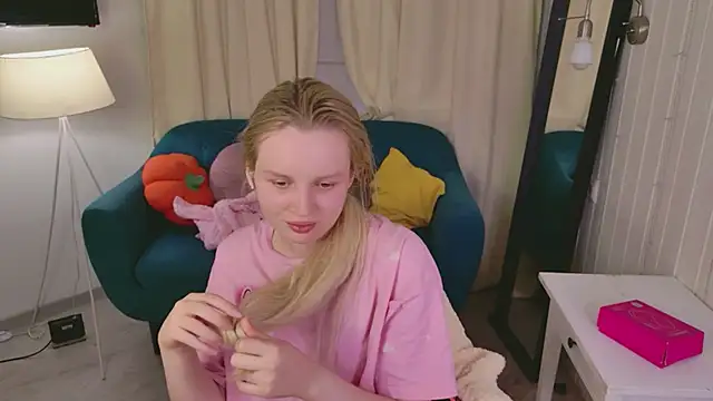 Beatrica_Klein webcam