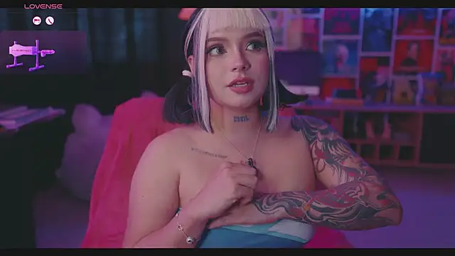 sensualkattt webcam