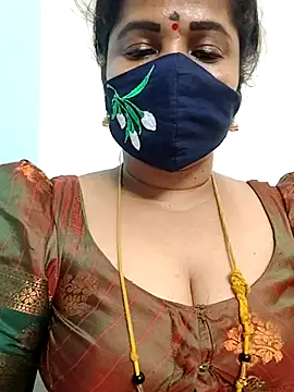gaurika18 webcam
