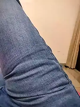 delhi28 (M young) - Remove clothes