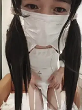 youki_eye (T young) - cum show
