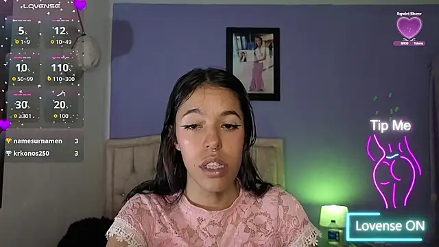 stephania_t webcam