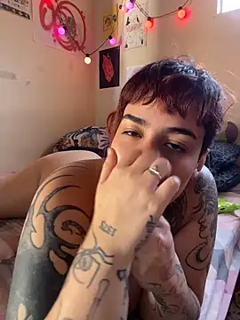 name_less_lulu webcam