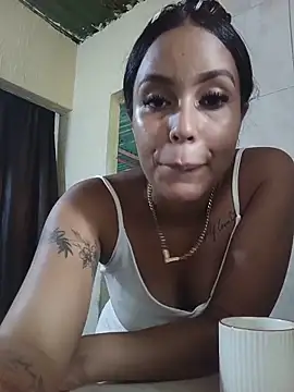 Watch Laura20lopez live on EroticFlix - High definition streams