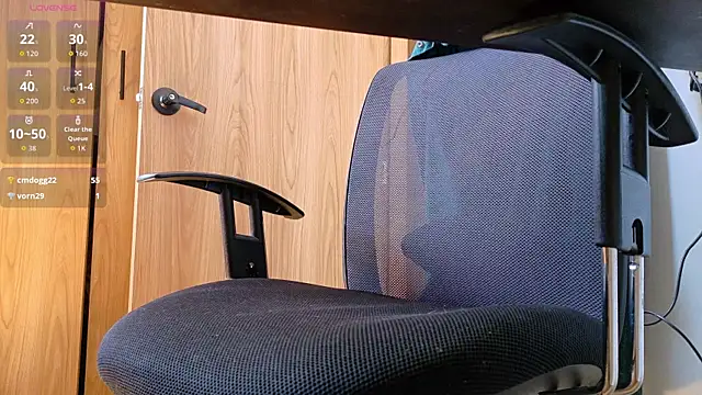 LovesKingdom webcam