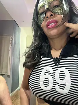 Watch Apollo_Lunna live on EroticFlix - High definition streams