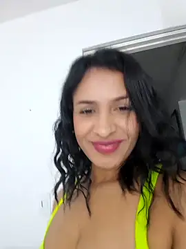 mell0102 webcam
