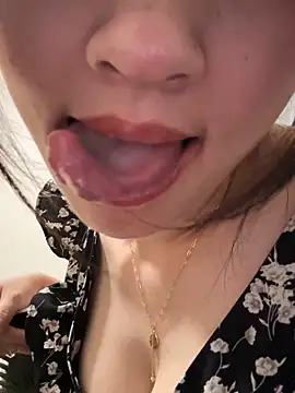 Watch huihui_520 live on EroticFlix - High definition streams