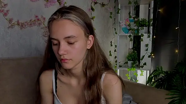 EttaRonhaar webcam