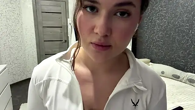 cuteshowy webcam