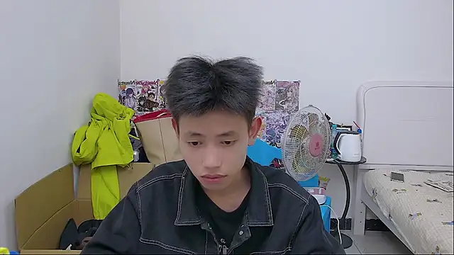 tomato-888 (M twink) - 甩动小鸡鸡30秒