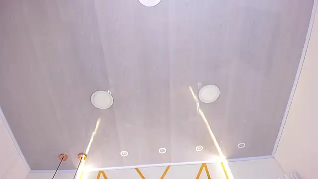 maryevans_ (F young) - Heel worship tease