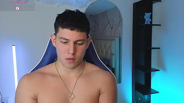 JamesCr_