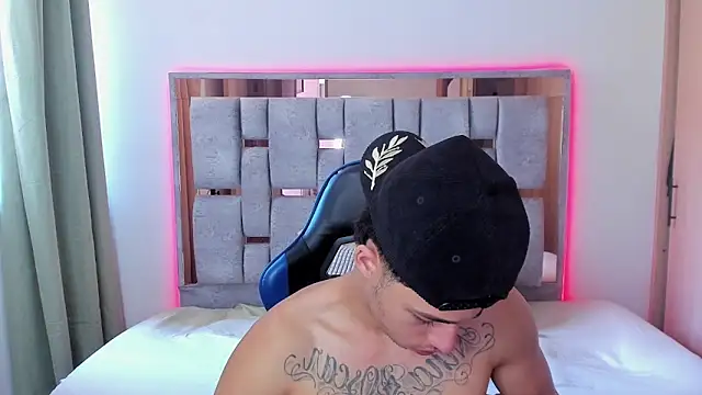 orionblaze69_ (M young) - appreciating the show, cum into the air.