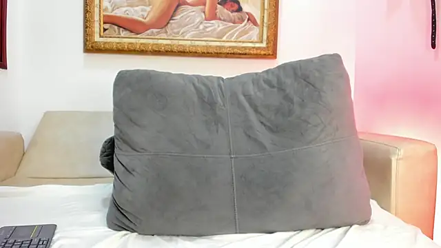 sunny_os (T teen) - Show dick 🍆