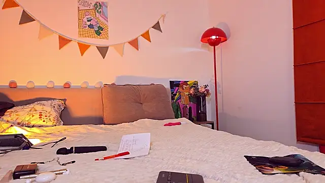 come_in_bed - Come_in_bed's free webcam - UK Sex Cams