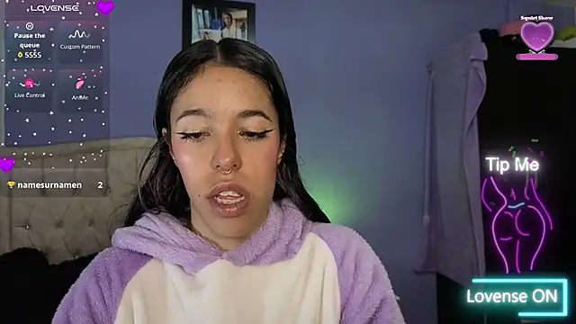stephania_t webcam