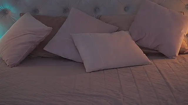 AshleyBaie webcam