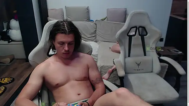 Sunny-Girl1 live cam on StripChat