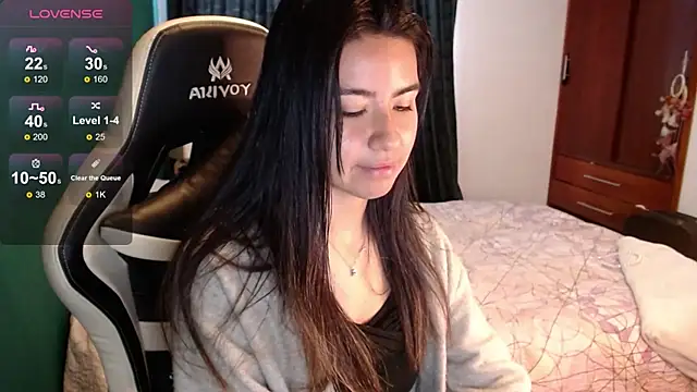 alice_middlee webcam