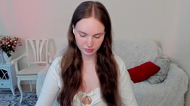 MishkaMe webcam