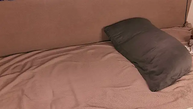 VelvetAnna webcam