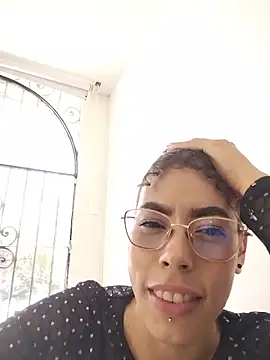 Pamelamiler__ webcam