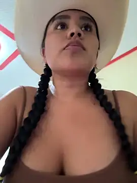 laure_torres webcam