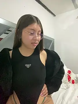 Sara-cooper2 webcam